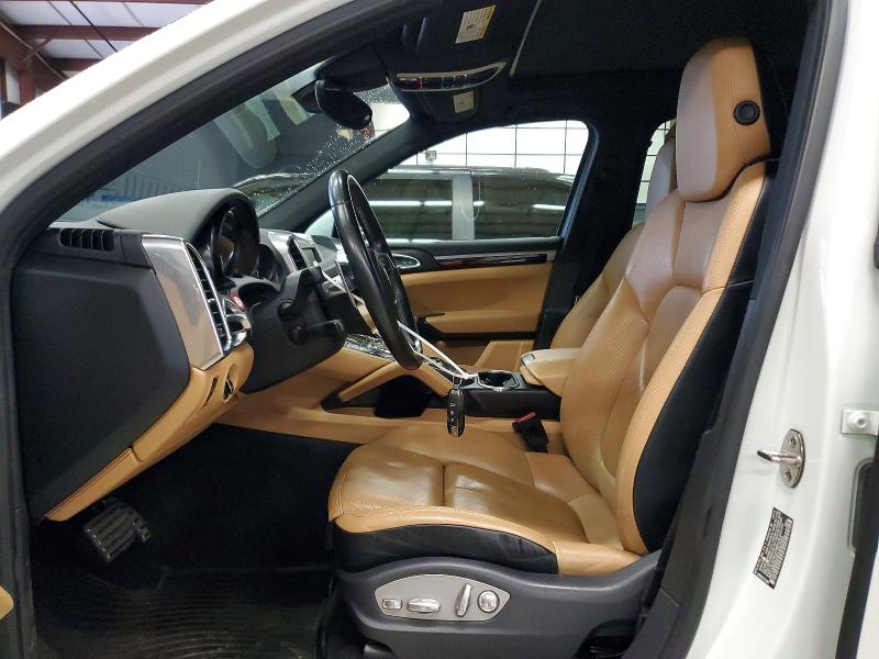 58078006 :رقم المزاد ، WP1AB2A22FLA57445 vin ، 2015 Porsche Cayenne مزاد بيع