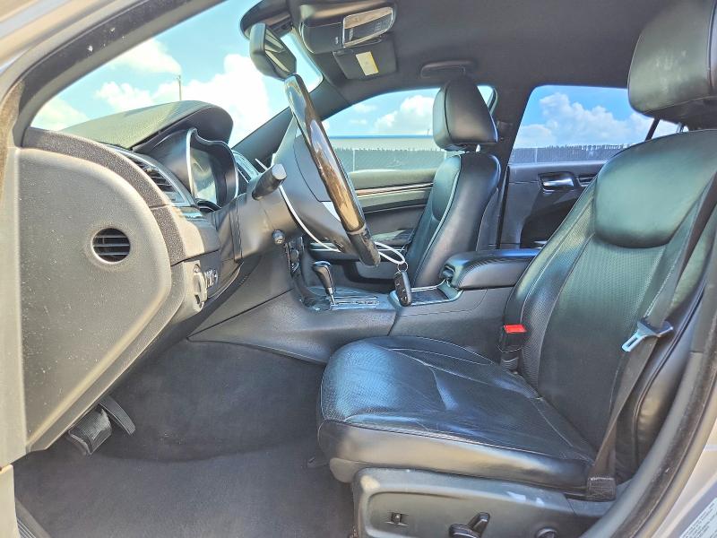 2014 Chrysler 300c მანქანა იყიდება აუქციონზე, vin: 2C3CCAET0EH118263, აუქციონის ნომერი: 58329906
