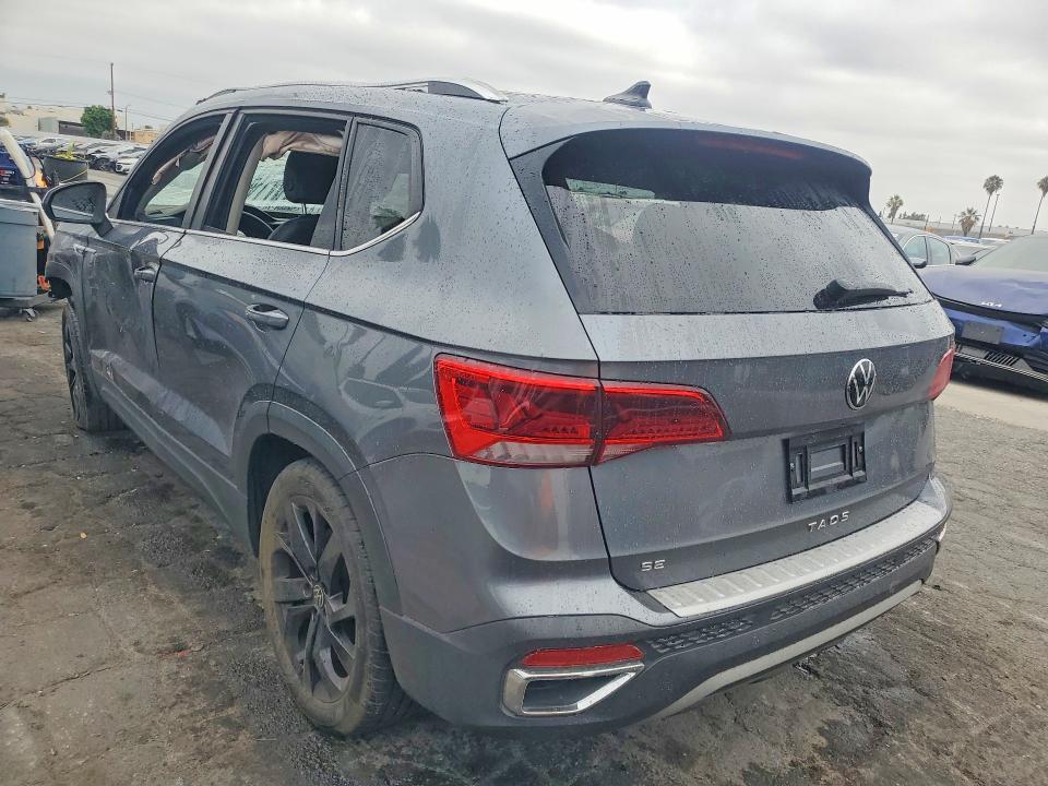 Продажа на аукционе авто 2022 Volkswagen Taos, vin: 3VVRX7B28NM066666, номер лота: 54394286
