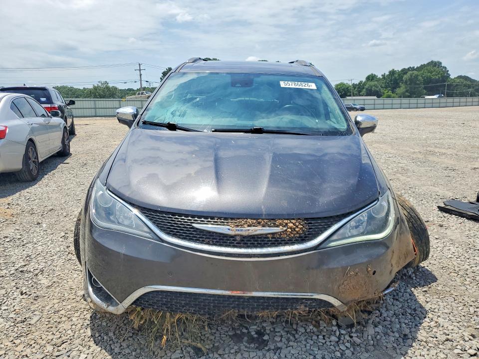 55786826 :رقم المزاد ، 2C4RC1GG0KR587705 vin ، 2019 Chrysler Pacifica مزاد بيع