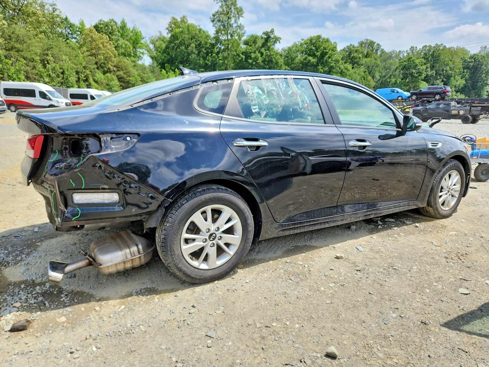 2016 Kia Optima მანქანა იყიდება აუქციონზე, vin: 5XXGT4L39GG063464, აუქციონის ნომერი: 56639726
