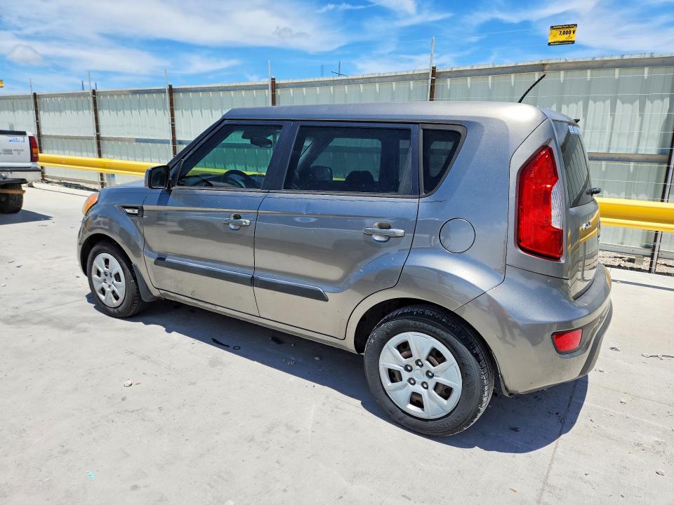 2013 Kia Soul მანქანა იყიდება აუქციონზე, vin: KNDJT2A51D7607040, აუქციონის ნომერი: 56653576