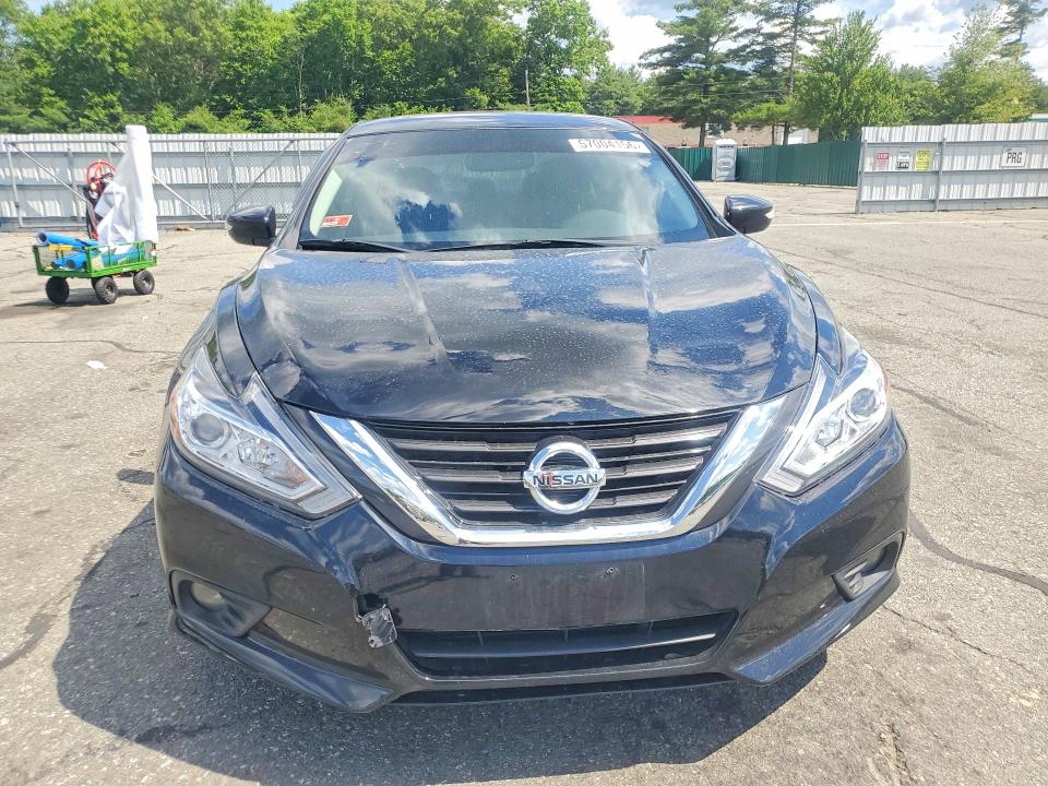 57004156 :رقم المزاد ، 1N4AL3AP9HC146809 vin ، 2017 Nissan Altima مزاد بيع