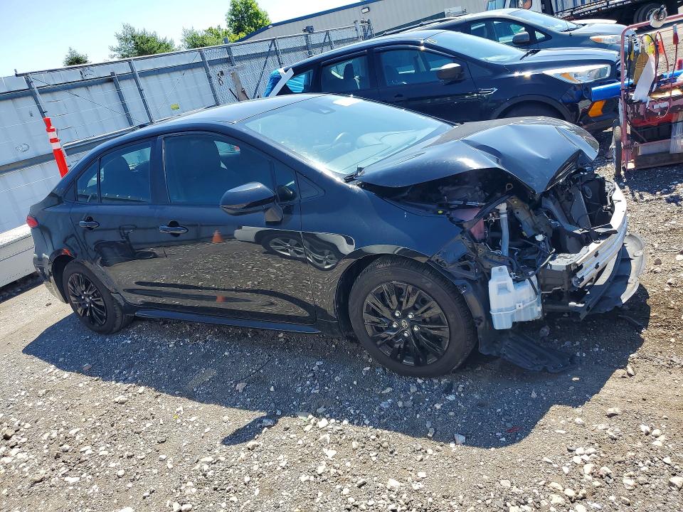 55811886 :رقم المزاد ، 5YFEPMAE4NP272390 vin ، 2022 Toyota Corolla مزاد بيع