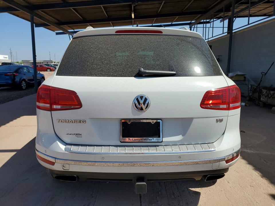 Auction sale of the 2017 Volkswagen Touareg, vin: WVGEF7BP0HD003052, lot number: 57926786