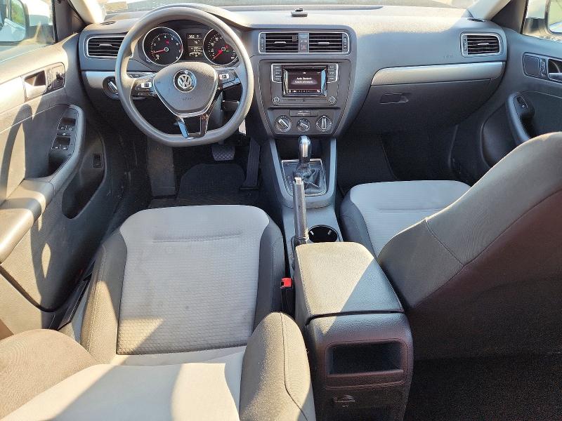 57811136 :رقم المزاد ، 3VW2B7AJ4HM306952 vin ، 2017 Volkswagen Jetta مزاد بيع