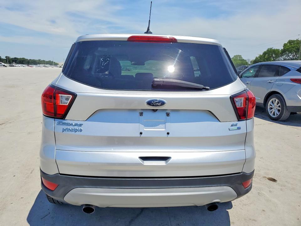 2019 Ford Escape მანქანა იყიდება აუქციონზე, vin: 1FMCU9G98KUB07444, აუქციონის ნომერი: 56533936