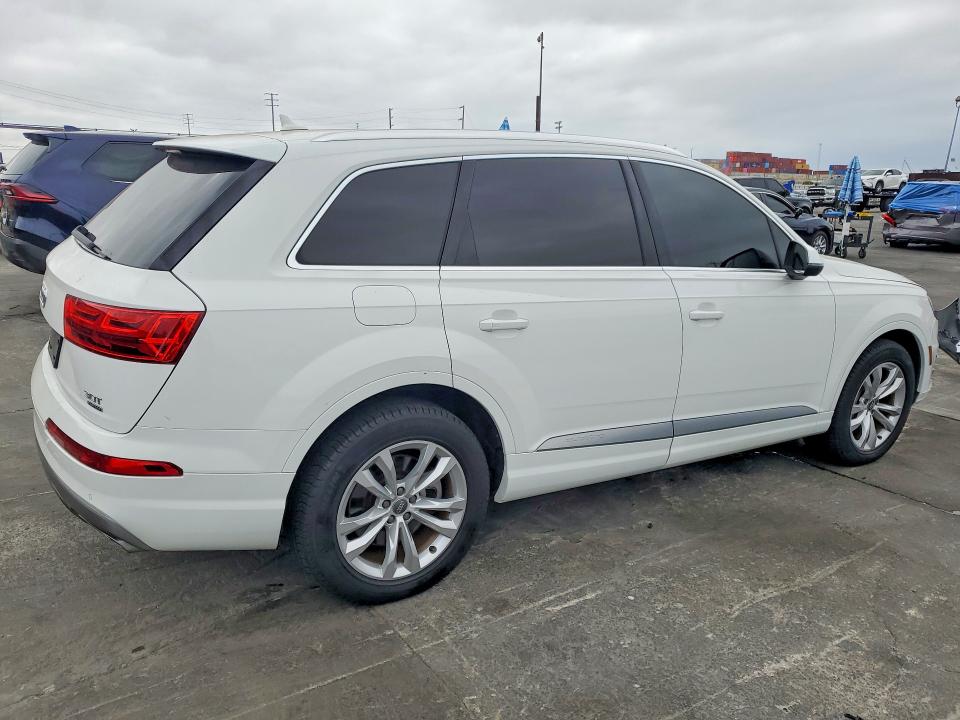 Aukcja sprzedaży 2018 Audi Q7, vin: WA1LAAF71JD026227, numer aukcji: 58115096
