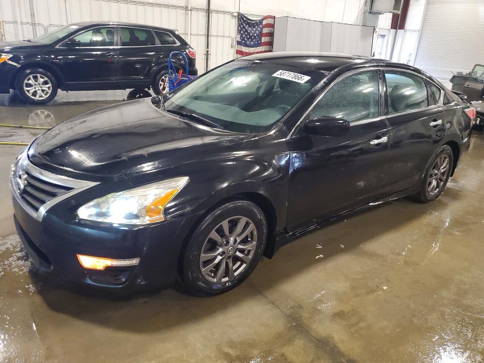 2015 Nissan Altima მანქანა იყიდება აუქციონზე, vin: 1N4AL3AP6FC572647, აუქციონის ნომერი: 58717866
