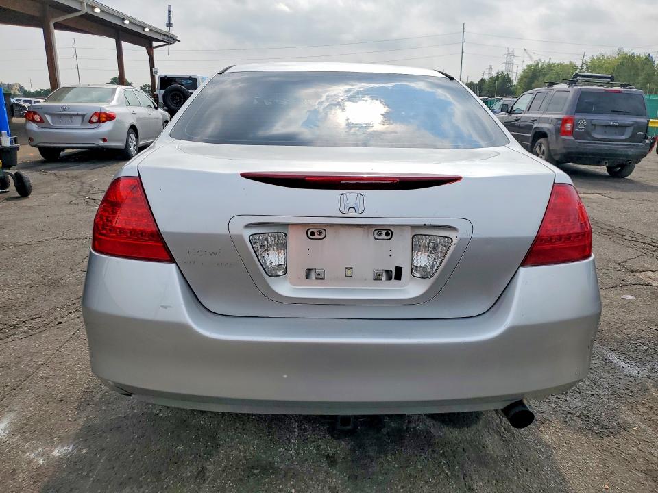 58154636 :رقم المزاد ، 1HGCM56737A105916 vin ، 2007 Honda Accord مزاد بيع