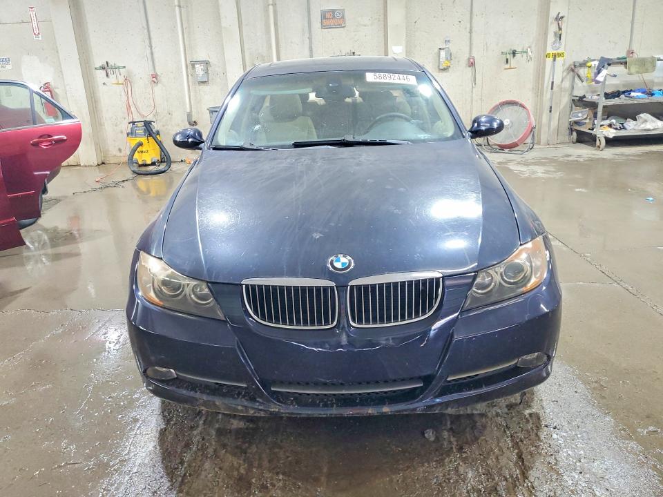 2006 Bmw 330 მანქანა იყიდება აუქციონზე, vin: WBAVB33506PS15240, აუქციონის ნომერი: 58892446