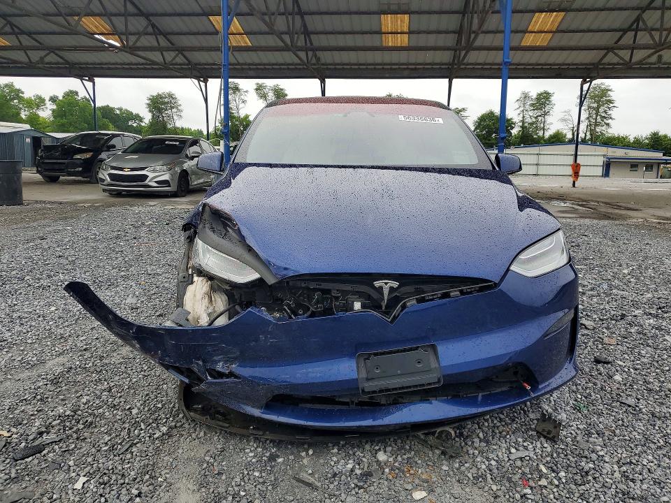 56335636 :رقم المزاد ، 7SAXCBE67PF383089 vin ، 2023 Tesla Model X مزاد بيع
