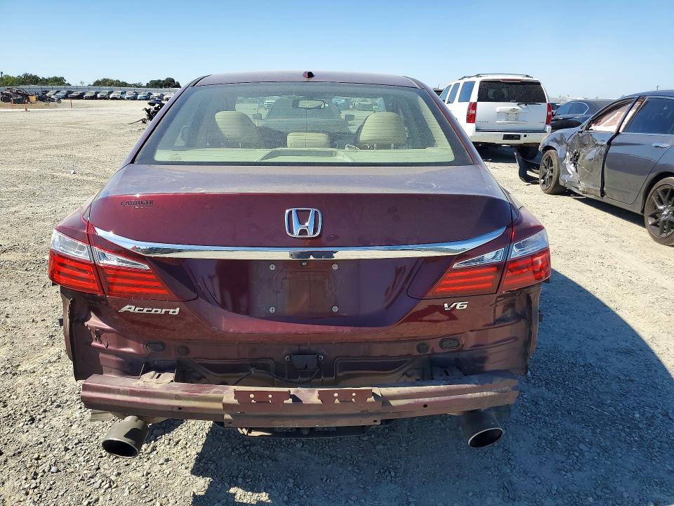 Auction sale of the 2017 Honda Accord, vin: 1HGCR3F82HA004043, lot number: 58607676