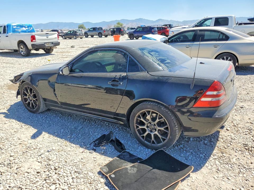 Продажа на аукционе авто 2001 Mercedes-benz Slk, vin: WDBKK65F11F236155, номер лота: 57733386