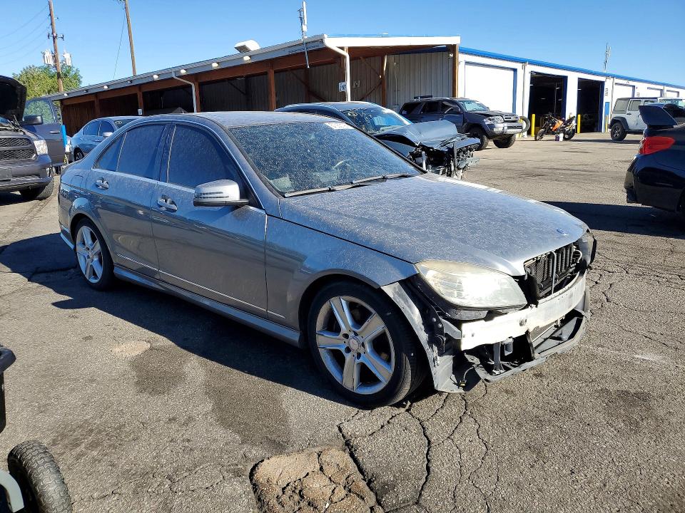 57063196 :رقم المزاد ، WDDGF5EB7AF361573 vin ، 2010 Mercedes-benz C مزاد بيع