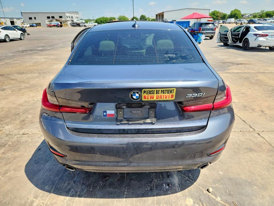 2021 Bmw 330i მანქანა იყიდება აუქციონზე, vin: 3MW5R1J04M8C08939, აუქციონის ნომერი: 55701596