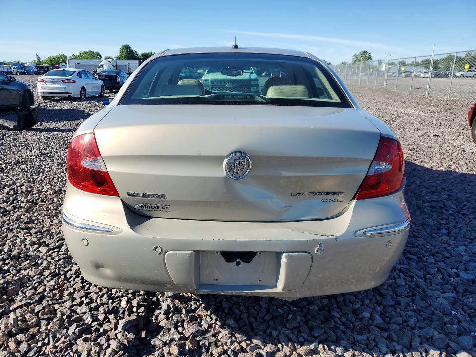 57651836 :رقم المزاد ، 2G4WD582781186147 vin ، 2008 Buick Lacrosse مزاد بيع