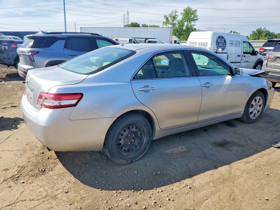2011 Toyota Camry მანქანა იყიდება აუქციონზე, vin: 4T4BF3EK7BR133242, აუქციონის ნომერი: 56227446