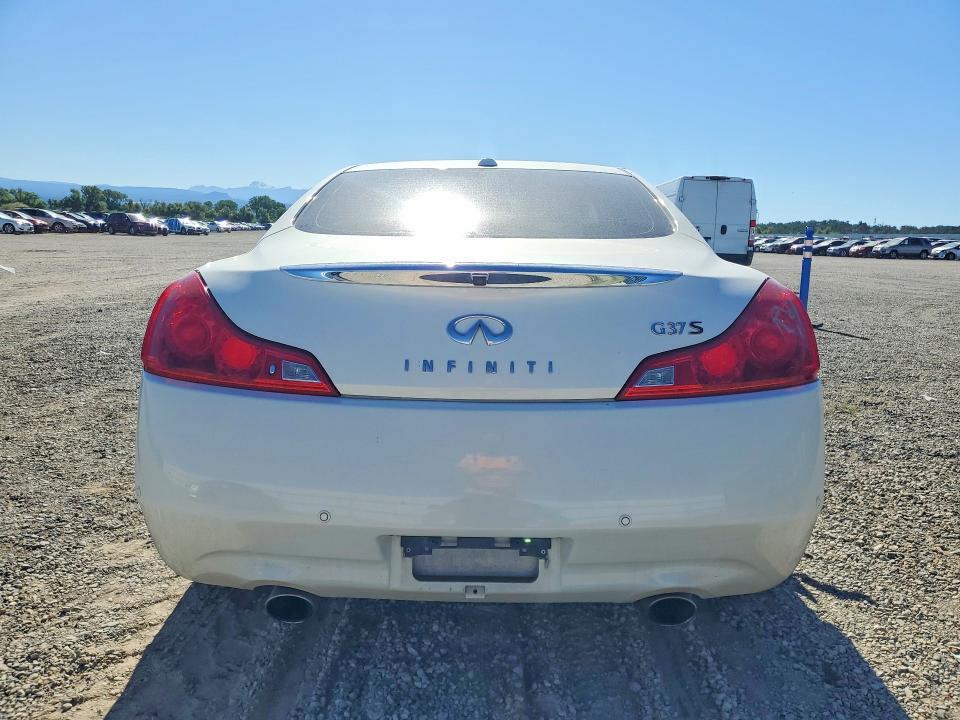 2011 Infiniti G37 Coupe მანქანა იყიდება აუქციონზე, vin: JN1CV6EK0BM211404, აუქციონის ნომერი: 56798706