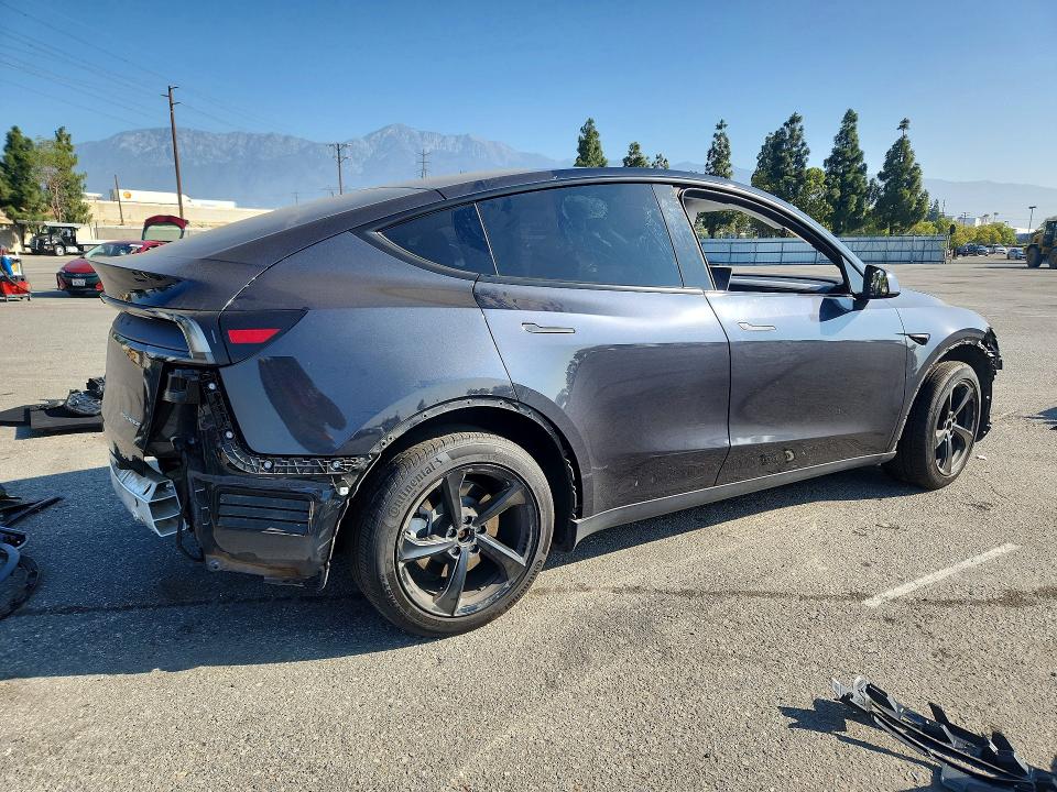 Продажа на аукционе авто 2026 Tesla Model Y, vin: 7SAYGDEEXTF364655, номер лота: 58120706