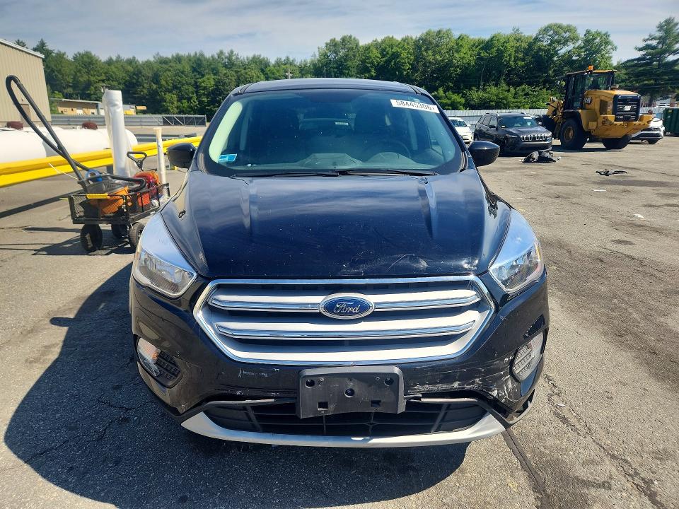 58445306 :رقم المزاد ، 1FMCU9GDXKUC42400 vin ، 2019 Ford Escape مزاد بيع