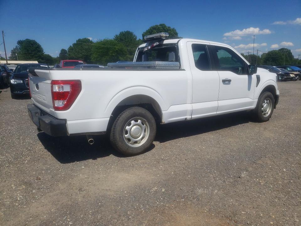 55757236 :رقم المزاد ، 1FTEX1CB0NKD57677 vin ، 2022 Ford F150 مزاد بيع