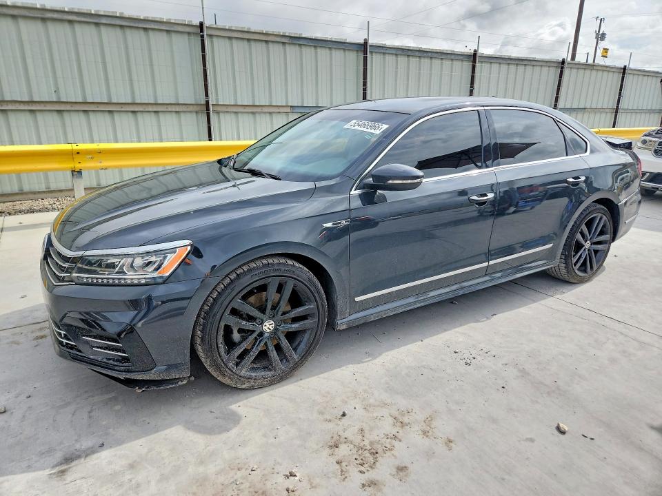 55466966 :رقم المزاد ، 1VWDT7A34HC072174 vin ، 2017 Volkswagen Passat مزاد بيع