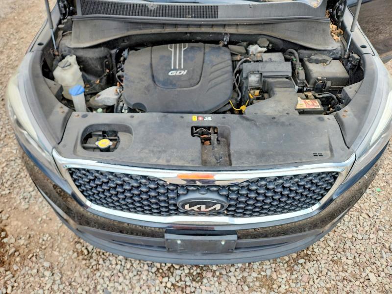 57701256 :رقم المزاد ، 5XYPGDA56GG110566 vin ، 2016 Kia Sorento مزاد بيع