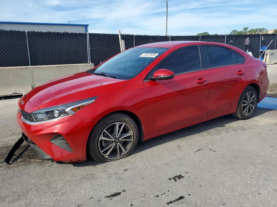 2022 Kia Forte მანქანა იყიდება აუქციონზე, vin: 3KPF24AD1NE424914, აუქციონის ნომერი: 57917976
