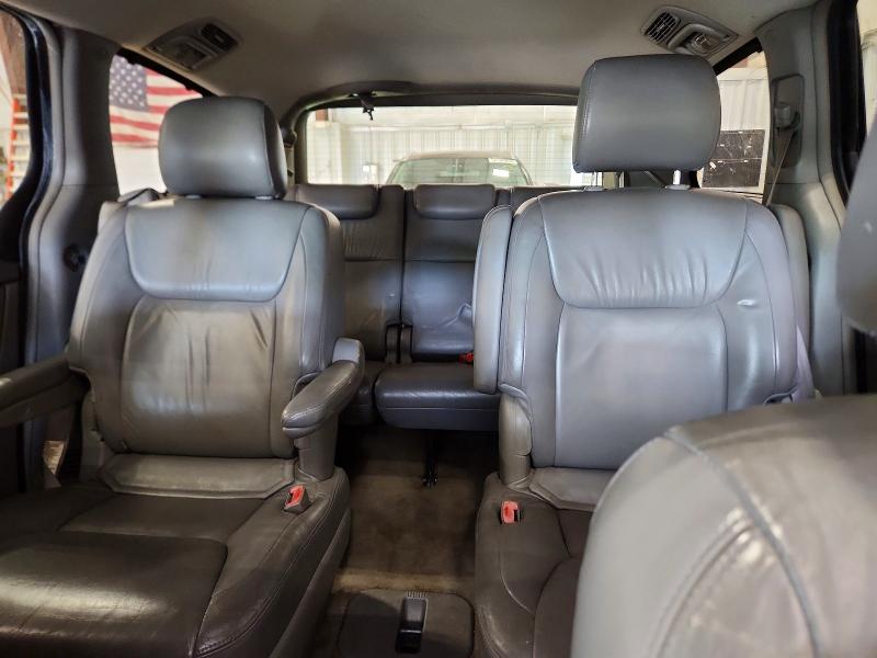 2004 Toyota Sienna მანქანა იყიდება აუქციონზე, vin: 5TDZA22C04S070561, აუქციონის ნომერი: 57249066