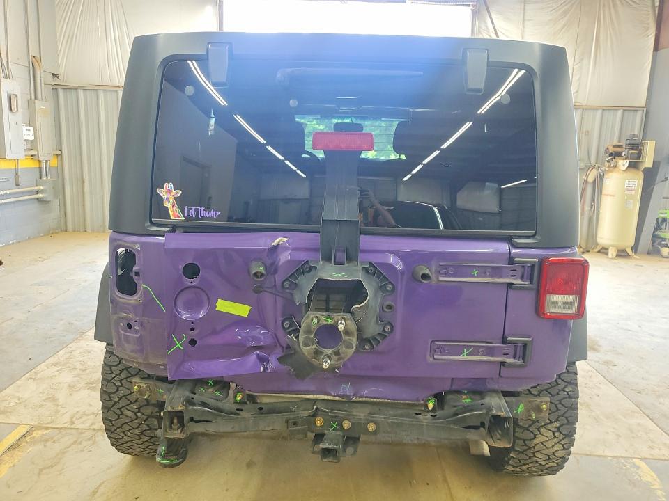 2017 Jeep Wrangler Unlimited მანქანა იყიდება აუქციონზე, vin: 1C4HJWDG2HL623995, აუქციონის ნომერი: 57858986