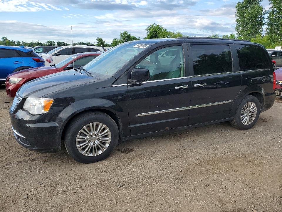 57267996 :رقم المزاد ، 2C4RC1CG8FR636600 vin ، 2015 Chrysler Town & Country مزاد بيع