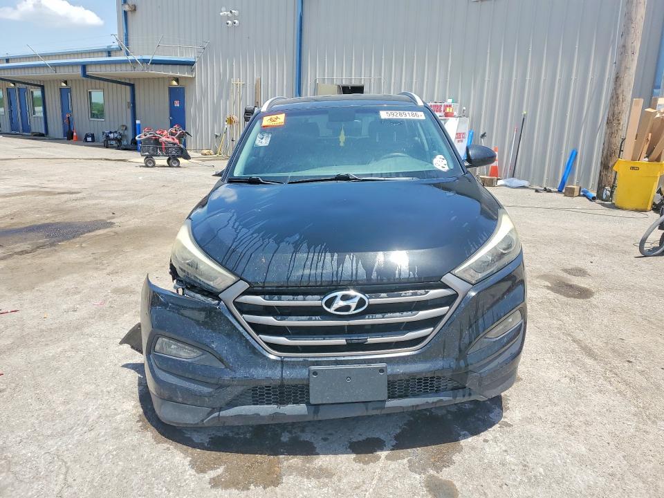 2016 Hyundai Tucson მანქანა იყიდება აუქციონზე, vin: KM8J33A41GU074928, აუქციონის ნომერი: 59289186