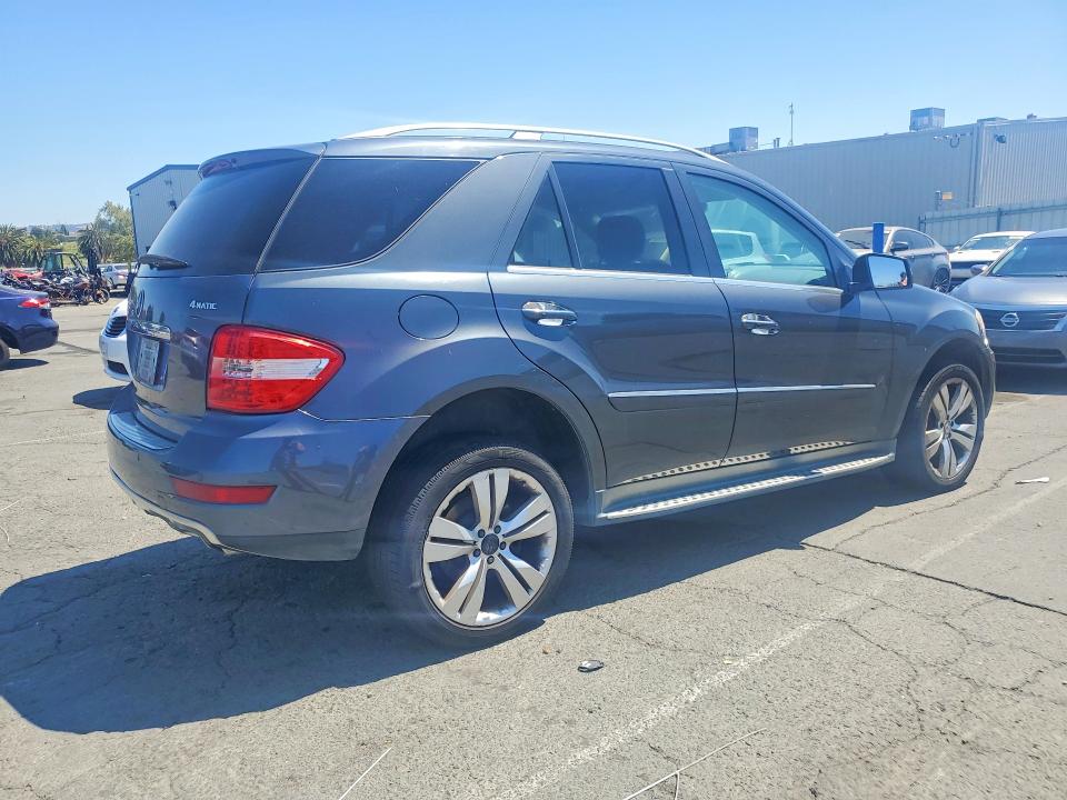2011 Mercedes-benz Ml მანქანა იყიდება აუქციონზე, vin: 4JGBB8GB5BA720119, აუქციონის ნომერი: 58655136