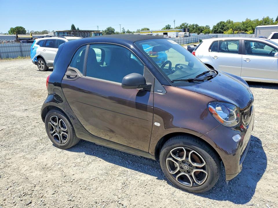 Aukcja sprzedaży 2018 Smart Fortwo, vin: WMEFJ9BA2JK308828, numer aukcji: 56529906