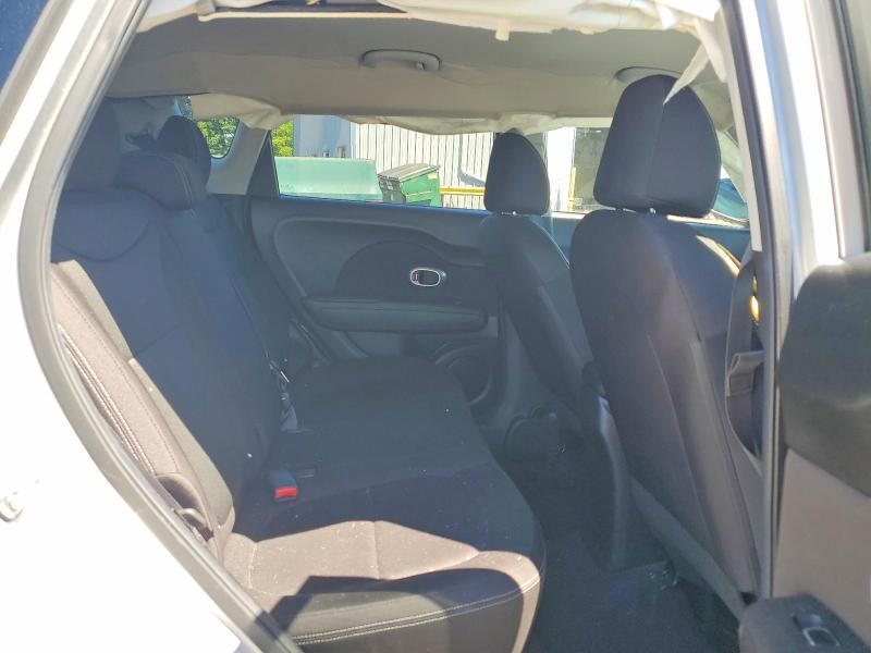 Продаж на аукціоні авто 2018 Kia Soul, vin: KNDJN2A20J7571692, номер лоту: 57261466