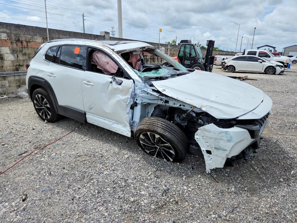 Продажа на аукционе авто 2026 Mazda Cx-50, vin: 7MMVAAEW7TN145758, номер лота: 56981916