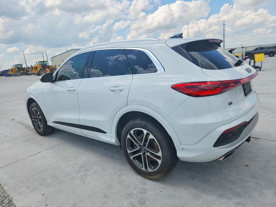 55767946 :رقم المزاد ، WA11AAGU1S2025555 vin ، 2025 Audi Q5 مزاد بيع