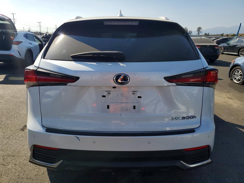 58255796 :رقم المزاد ، JTJGJRDZ6M5015696 vin ، 2021 Lexus Nx 300h مزاد بيع