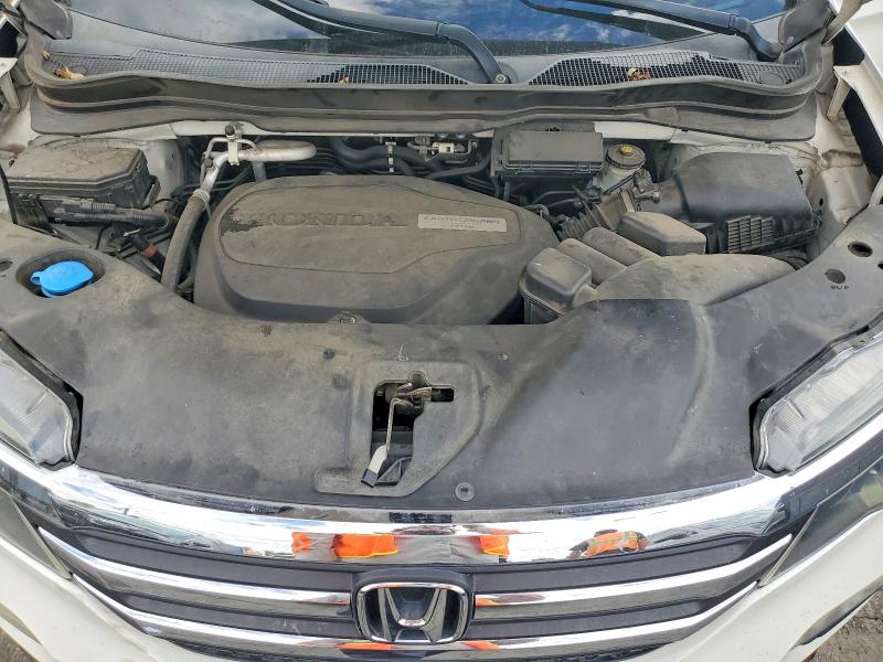 Продаж на аукціоні авто 2018 Honda Pilot, vin: 5FNYF5H70JB031249, номер лоту: 57968626