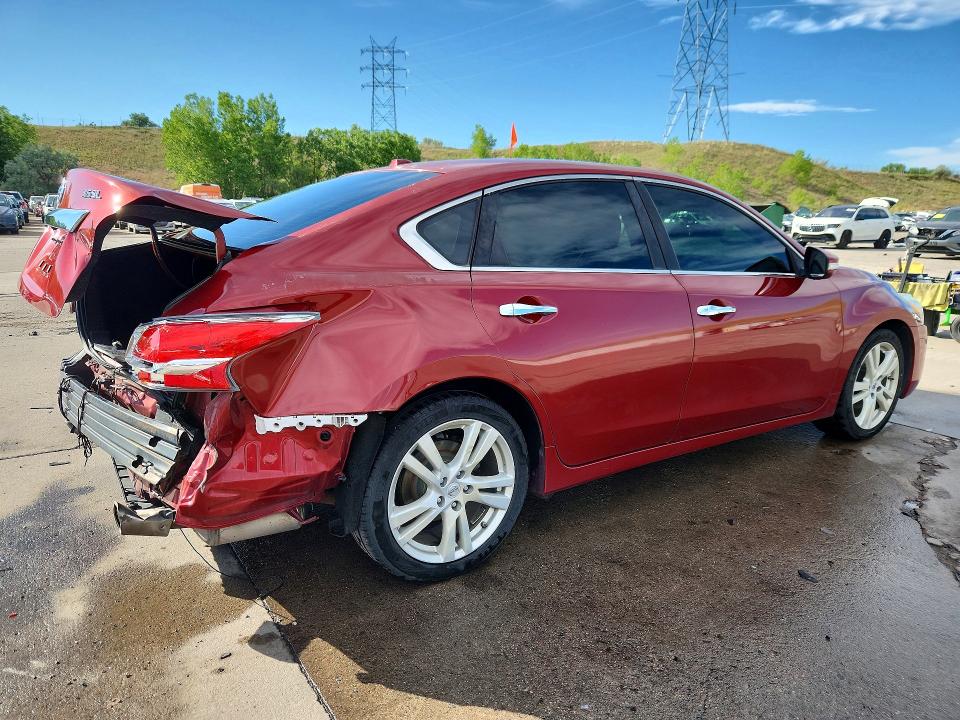 56609386 :رقم المزاد ، 1N4BL3AP6FC492446 vin ، 2015 Nissan Altima مزاد بيع
