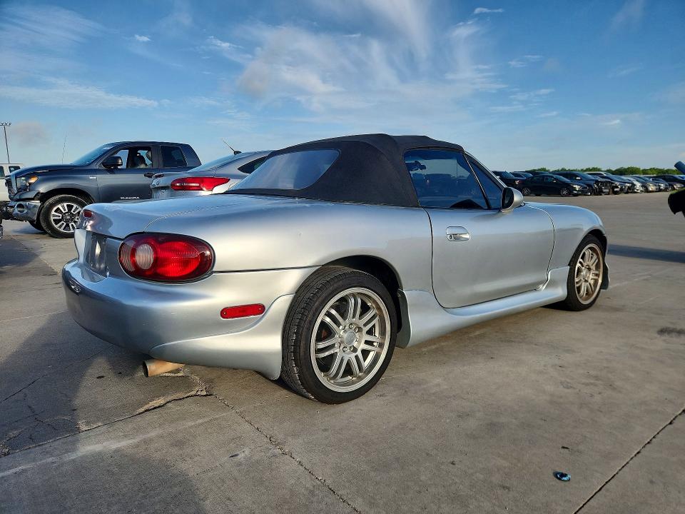 Продаж на аукціоні авто 2004 Mazda Mx-5 Miata, vin: JM1NB353440408088, номер лоту: 56639206