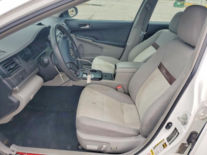 56876776 :رقم المزاد ، 4T1BF1FK7CU524583 vin ، 2012 Toyota Camry مزاد بيع