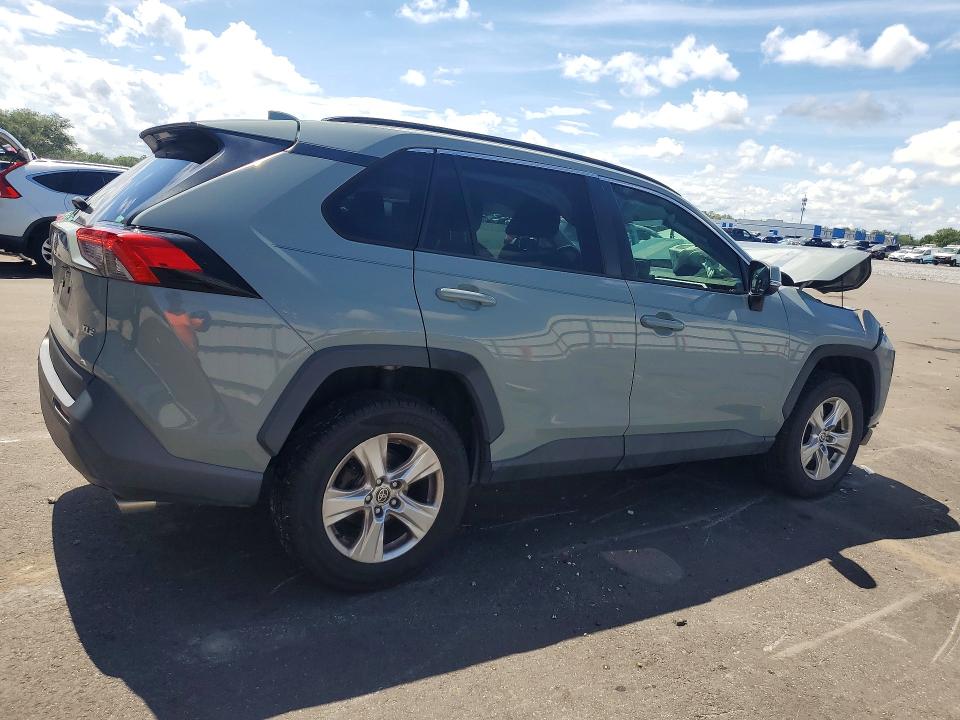 Auction sale of the 2021 Toyota Rav4, vin: 2T3W1RFV0MW136984, lot number: 56695006