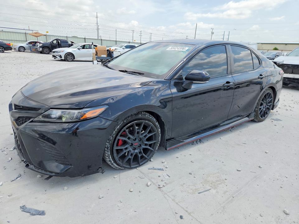 58424596 :رقم المزاد ، 4T1KZ1AKXPU079597 vin ، 2023 Toyota Camry مزاد بيع
