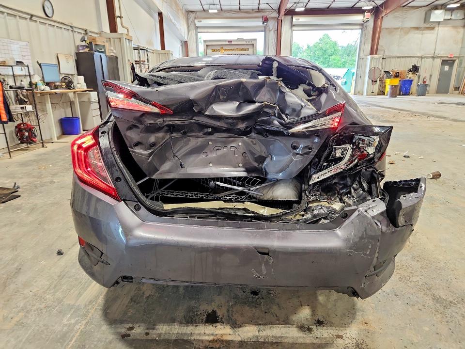 2021 Honda Civic მანქანა იყიდება აუქციონზე, vin: 2HGFC2F60MH555820, აუქციონის ნომერი: 57844006
