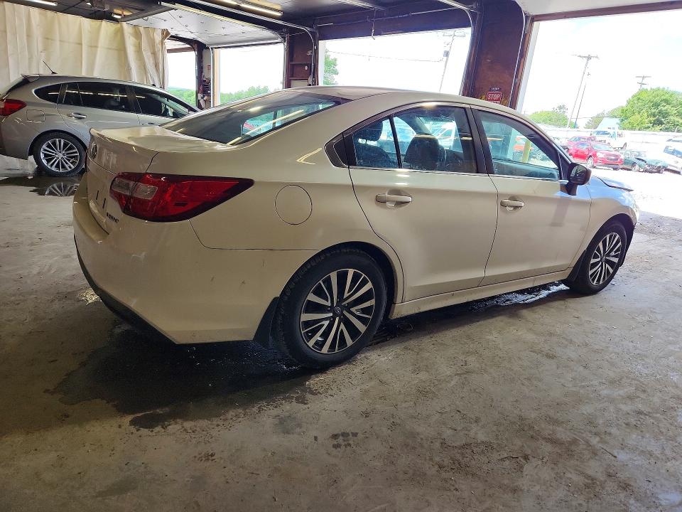 Продаж на аукціоні авто 2018 Subaru Legacy, vin: 4S3BNAB65J3003784, номер лоту: 57214446