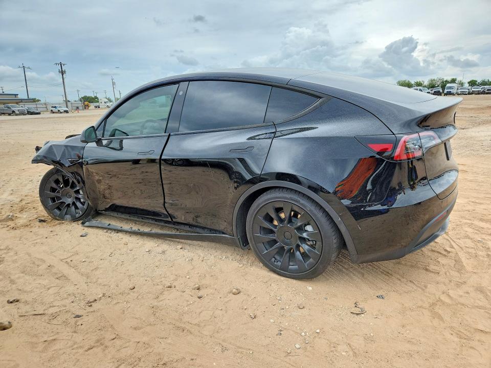 56414506 :رقم المزاد ، 7SAYGDEE8PA075745 vin ، 2023 Tesla Model Y مزاد بيع