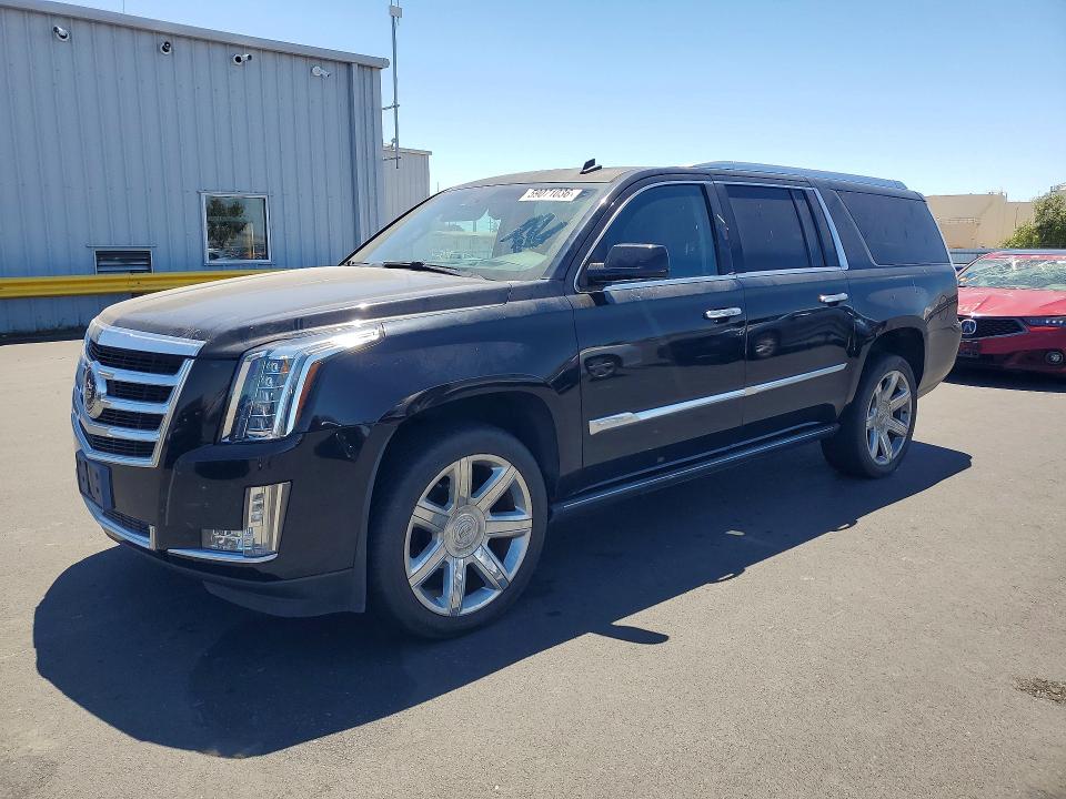 59071036 :رقم المزاد ، 1GYS3JKJ8FR170925 vin ، 2015 Cadillac Escalade مزاد بيع