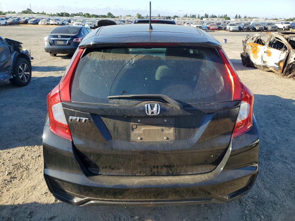 57705226 :رقم المزاد ، 3HGGK5H45KM718304 vin ، 2019 Honda Fit مزاد بيع